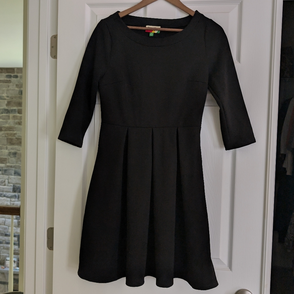 Fervour Pleated Black Long Sleeve Dress for Women M